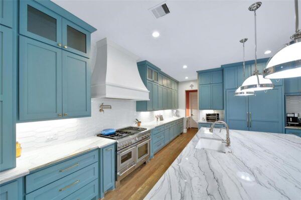 1353 Chantilly Lane  Houston 77018 Harris - Image 11