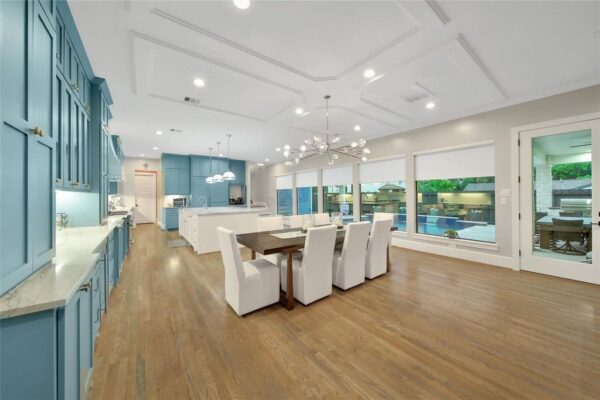 1353 Chantilly Lane  Houston 77018 Harris - Image 13