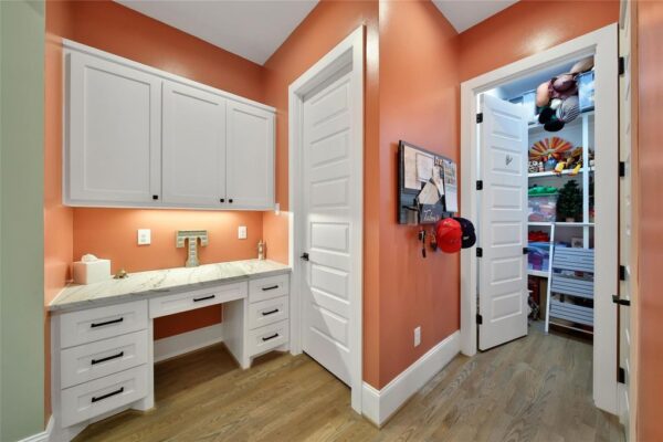 1353 Chantilly Lane  Houston 77018 Harris - Image 15