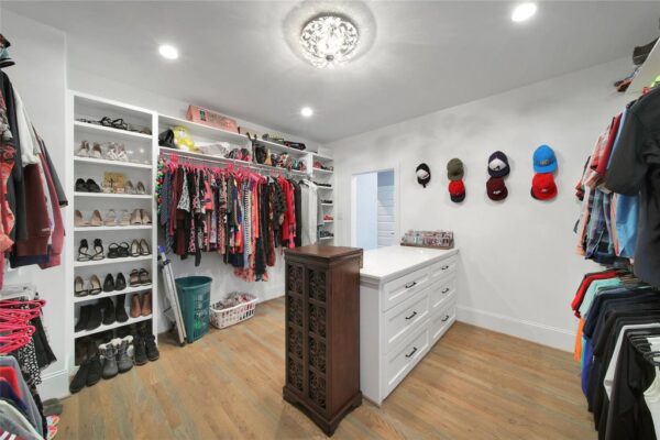 1353 Chantilly Lane  Houston 77018 Harris - Image 24