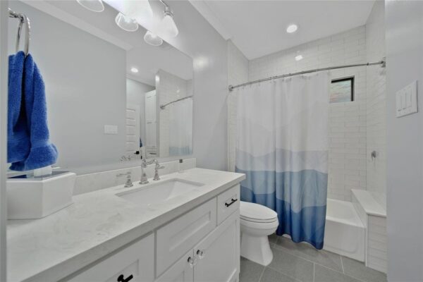 1353 Chantilly Lane  Houston 77018 Harris - Image 32