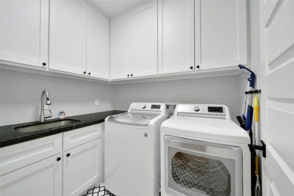 1353 Chantilly Lane  Houston 77018 Harris - Image 35