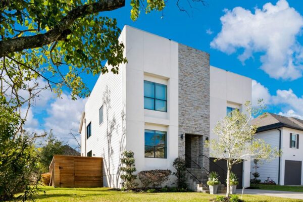 4301 Vivian Street Bellaire 77401 Harris