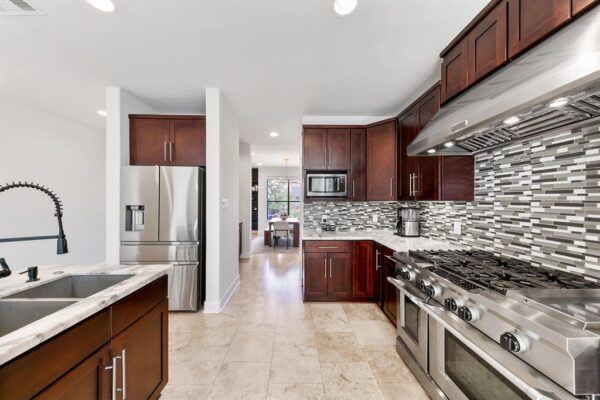 4301 Vivian Street  Bellaire 77401 Harris - Image 10
