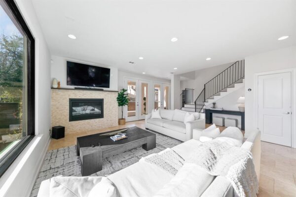 4301 Vivian Street  Bellaire 77401 Harris - Image 13