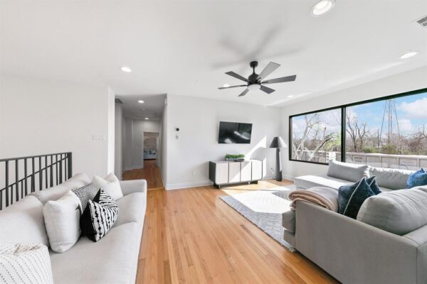 4301 Vivian Street  Bellaire 77401 Harris - Image 19