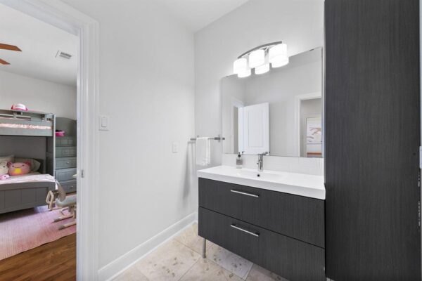 4301 Vivian Street  Bellaire 77401 Harris - Image 28