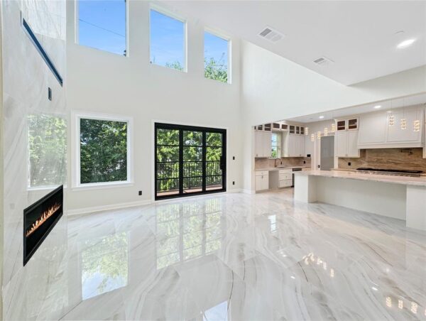 4313 Lafayette Street  Bellaire 77401 Harris