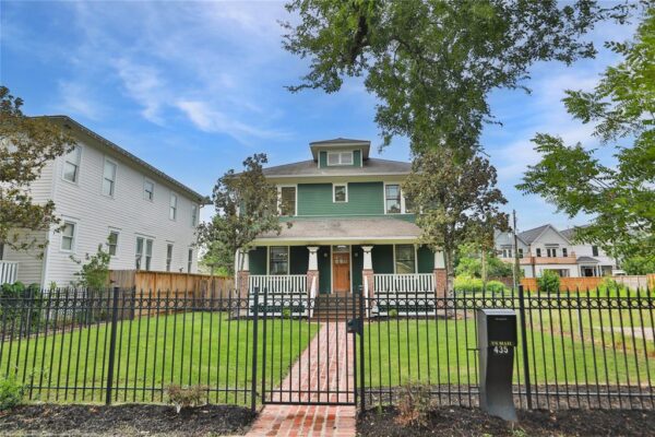 435 W 23rd Street  Houston 77008 Harris - Image 2
