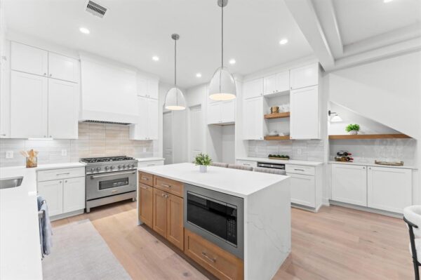 4403 Feagan  Houston 77007 Harris - Image 12