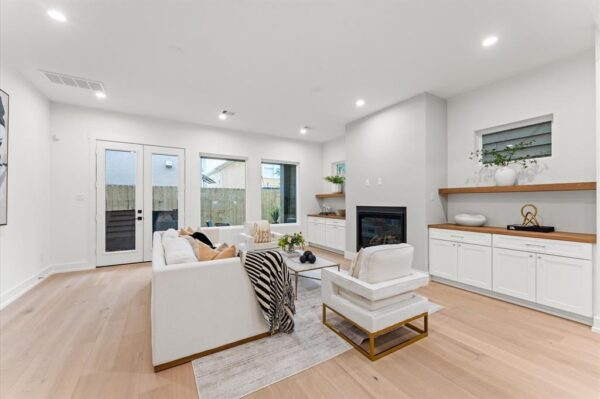 4403 Feagan  Houston 77007 Harris - Image 15