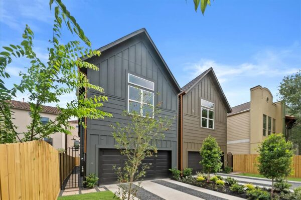 4403 Feagan  Houston 77007 Harris - Image 3