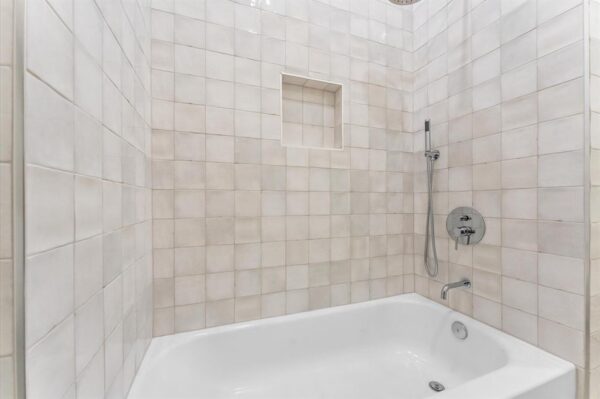 4403 Feagan  Houston 77007 Harris - Image 35