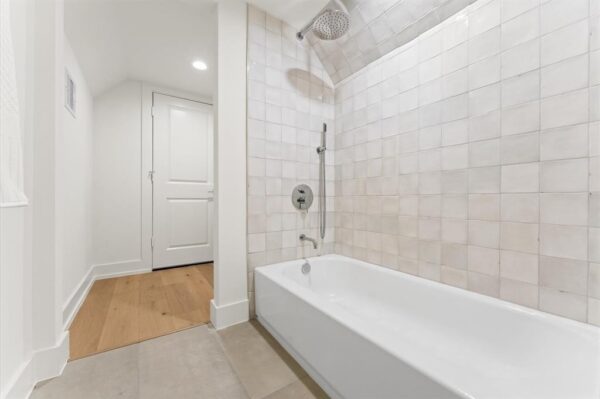 4403 Feagan  Houston 77007 Harris - Image 37