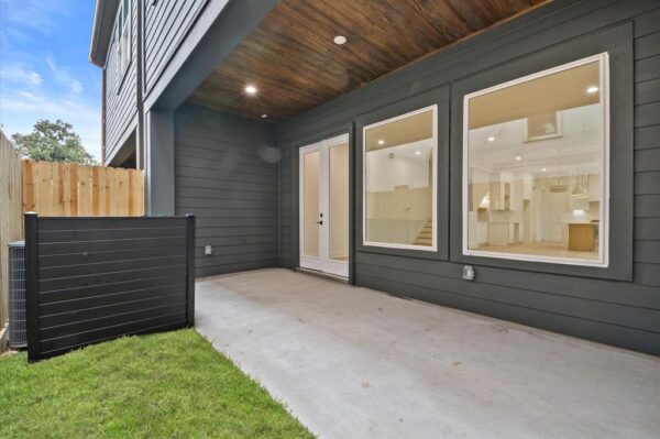 4403 Feagan  Houston 77007 Harris - Image 39
