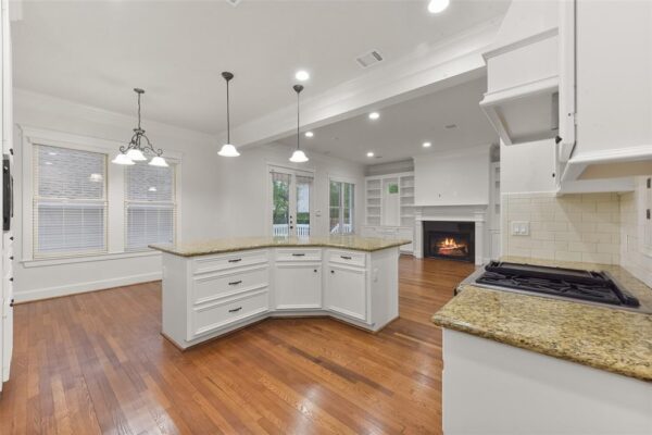 450 W 16th Street  Houston 77008 Harris - Image 13