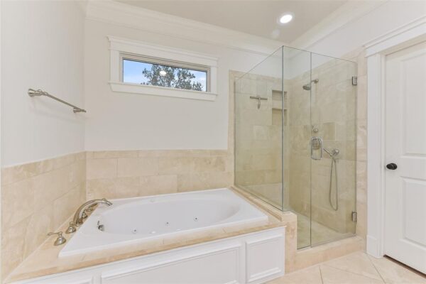 450 W 16th Street  Houston 77008 Harris - Image 17