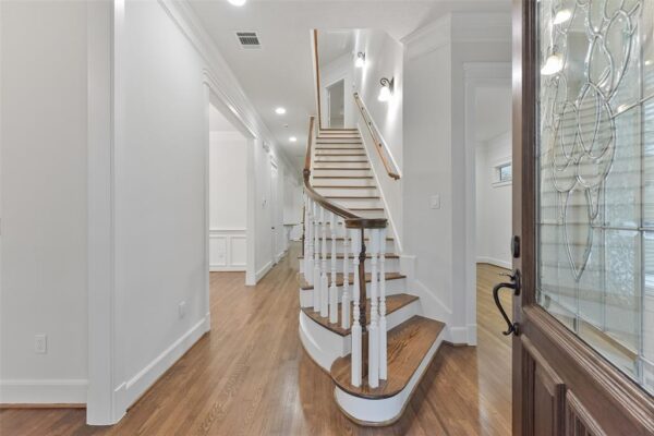 450 W 16th Street  Houston 77008 Harris - Image 3