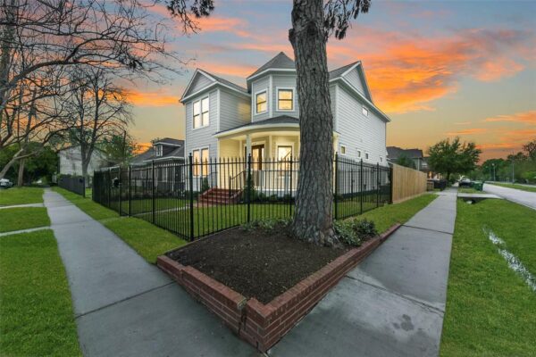 450 W 16th Street  Houston 77008 Harris - Image 33