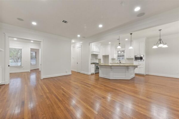 450 W 16th Street  Houston 77008 Harris - Image 9