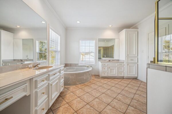 4505 Mimosa Drive  Bellaire 77401 Harris - Image 17