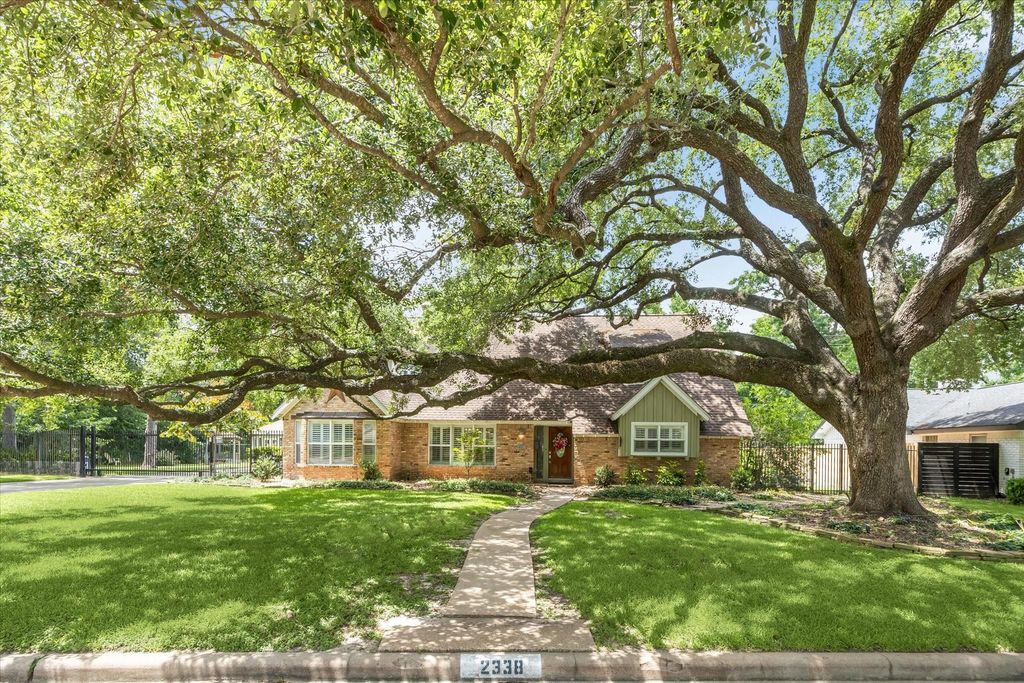 2338 Carleen Road  Houston 77018 Harris - Image 5
