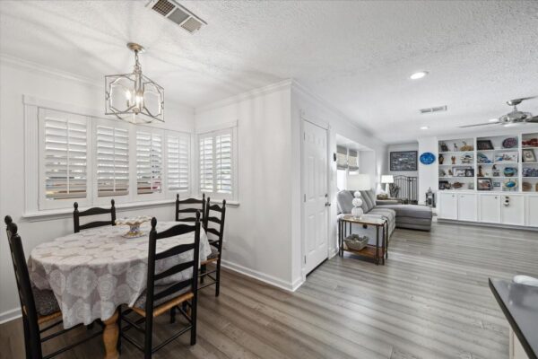 2338 Carleen Road  Houston 77018 Harris - Image 21
