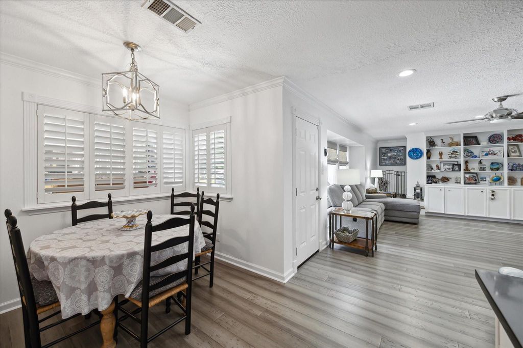 2338 Carleen Road  Houston 77018 Harris - Image 21