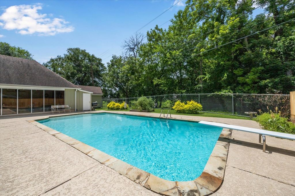 2338 Carleen Road  Houston 77018 Harris - Image 30
