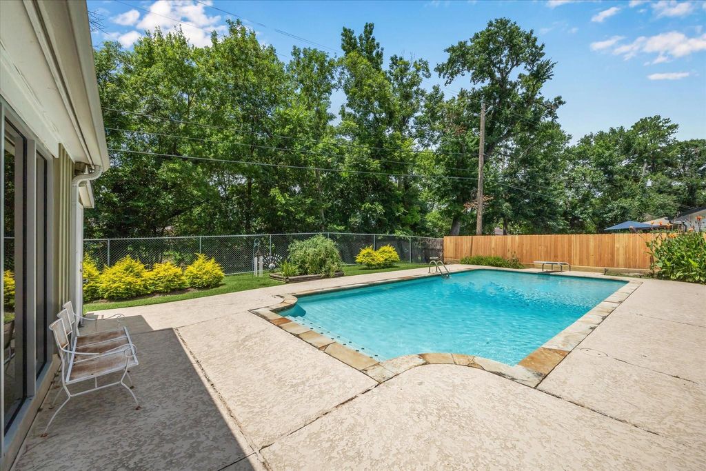 2338 Carleen Road  Houston 77018 Harris - Image 31