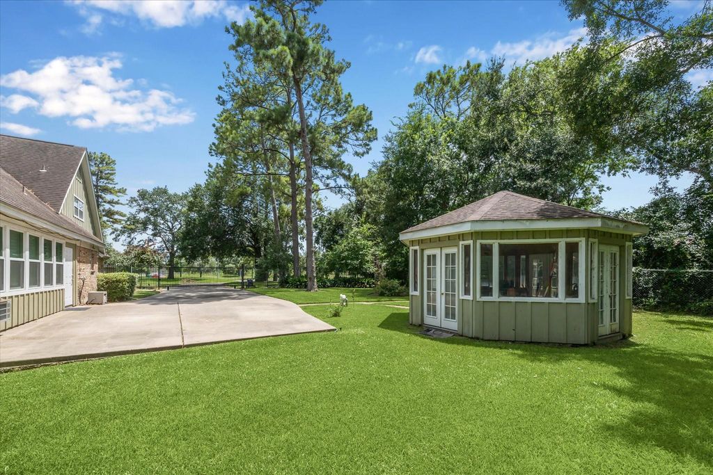 2338 Carleen Road  Houston 77018 Harris - Image 33