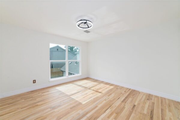 2302 Brooktree Drive  Houston 77008 Harris - Image 31