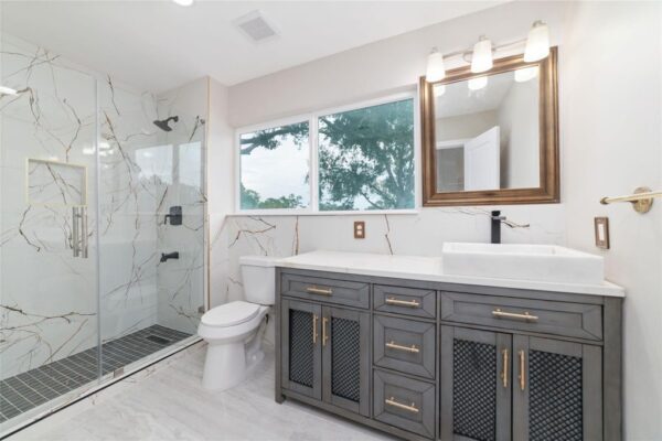 2302 Brooktree Drive  Houston 77008 Harris - Image 32