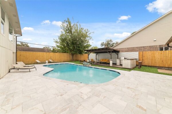 2302 Brooktree Drive  Houston 77008 Harris - Image 36