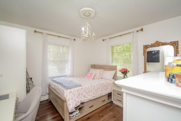 11933 Barryknoll Lane  Houston 77024 Harris - Image 21