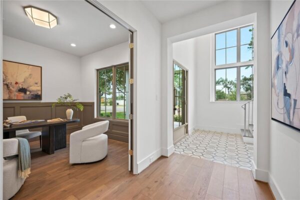 1570 Cheshire Lane  Houston 77018 Harris - Image 5