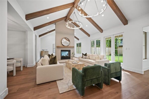 1570 Cheshire Lane  Houston 77018 Harris - Image 9