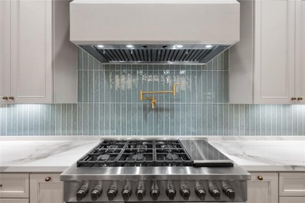 1570 Cheshire Lane  Houston 77018 Harris - Image 13