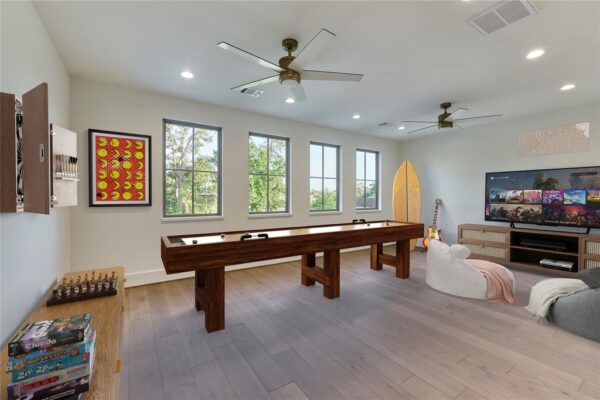 1570 Cheshire Lane  Houston 77018 Harris - Image 21
