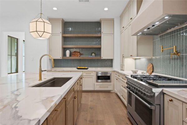 1570 Cheshire Lane  Houston 77018 Harris - Image 39