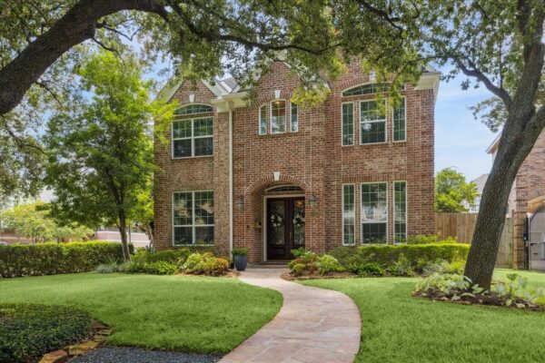 5201 Laurel Street  Bellaire 77401 Harris