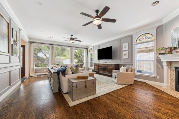 5201 Laurel Street  Bellaire 77401 Harris - Image 7