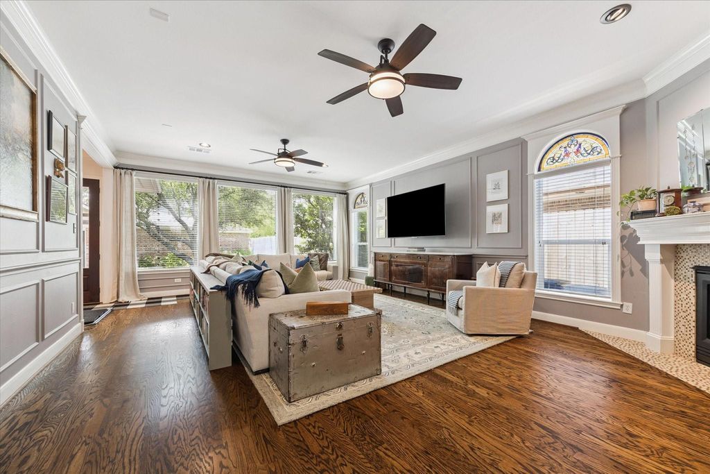 5201 Laurel Street  Bellaire 77401 Harris - Image 7