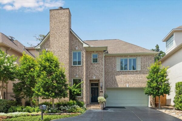 130 Park Laureate  Houston 77024 Harris