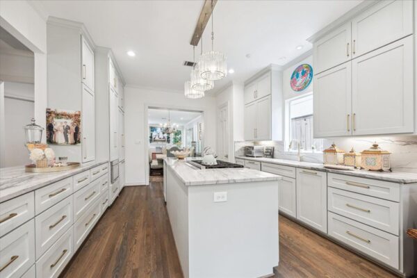 130 Park Laureate  Houston 77024 Harris - Image 12
