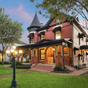 1011 Heights Boulevard  Houston 77008 Harris