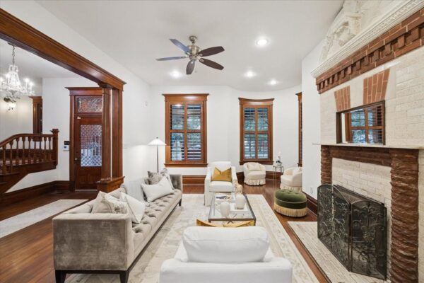 1011 Heights Boulevard  Houston 77008 Harris - Image 8