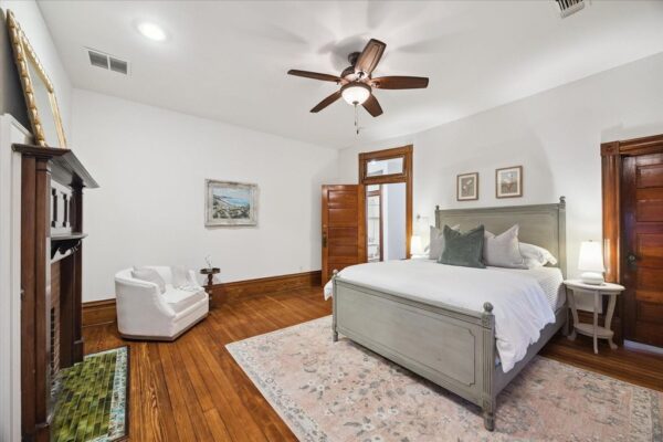 1011 Heights Boulevard  Houston 77008 Harris - Image 21