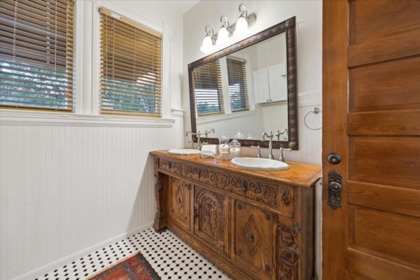 1011 Heights Boulevard  Houston 77008 Harris - Image 26