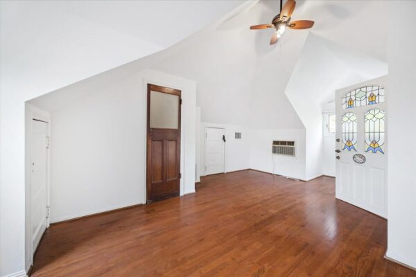 1011 Heights Boulevard  Houston 77008 Harris - Image 33